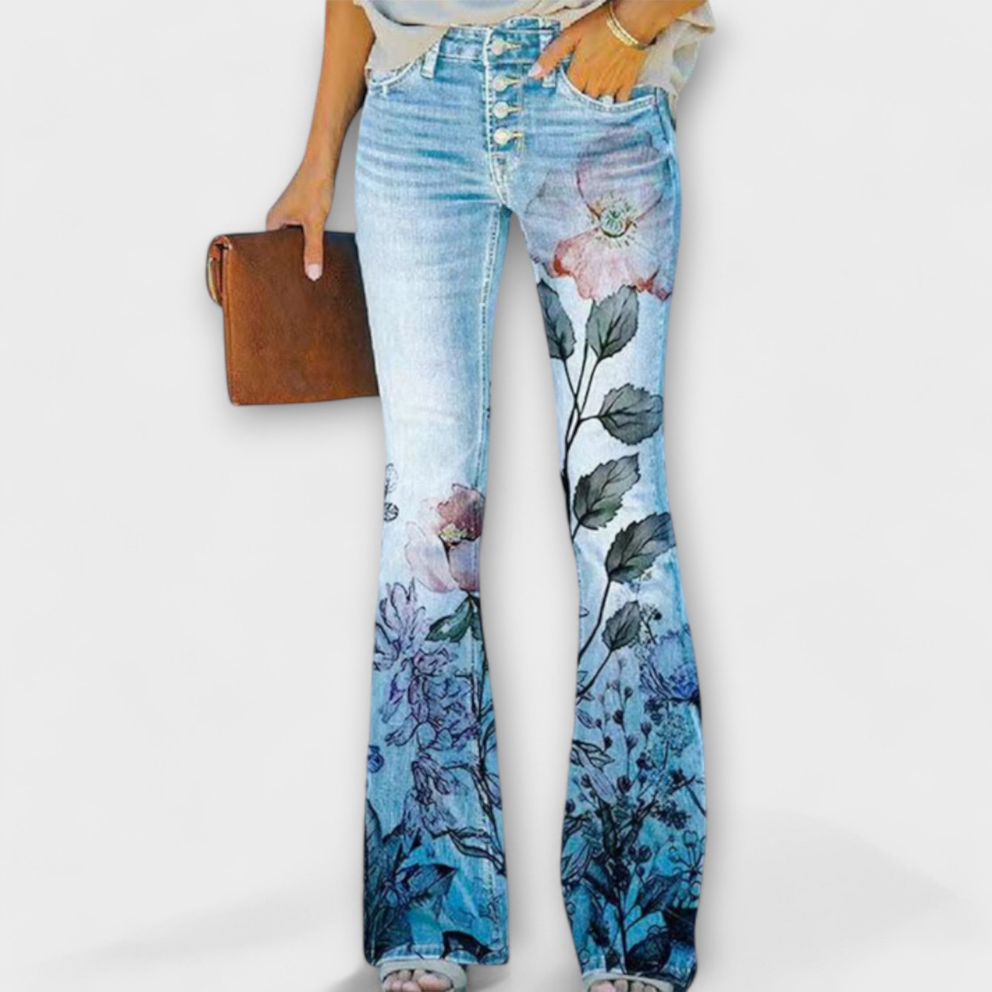 Zala Manguera con flores