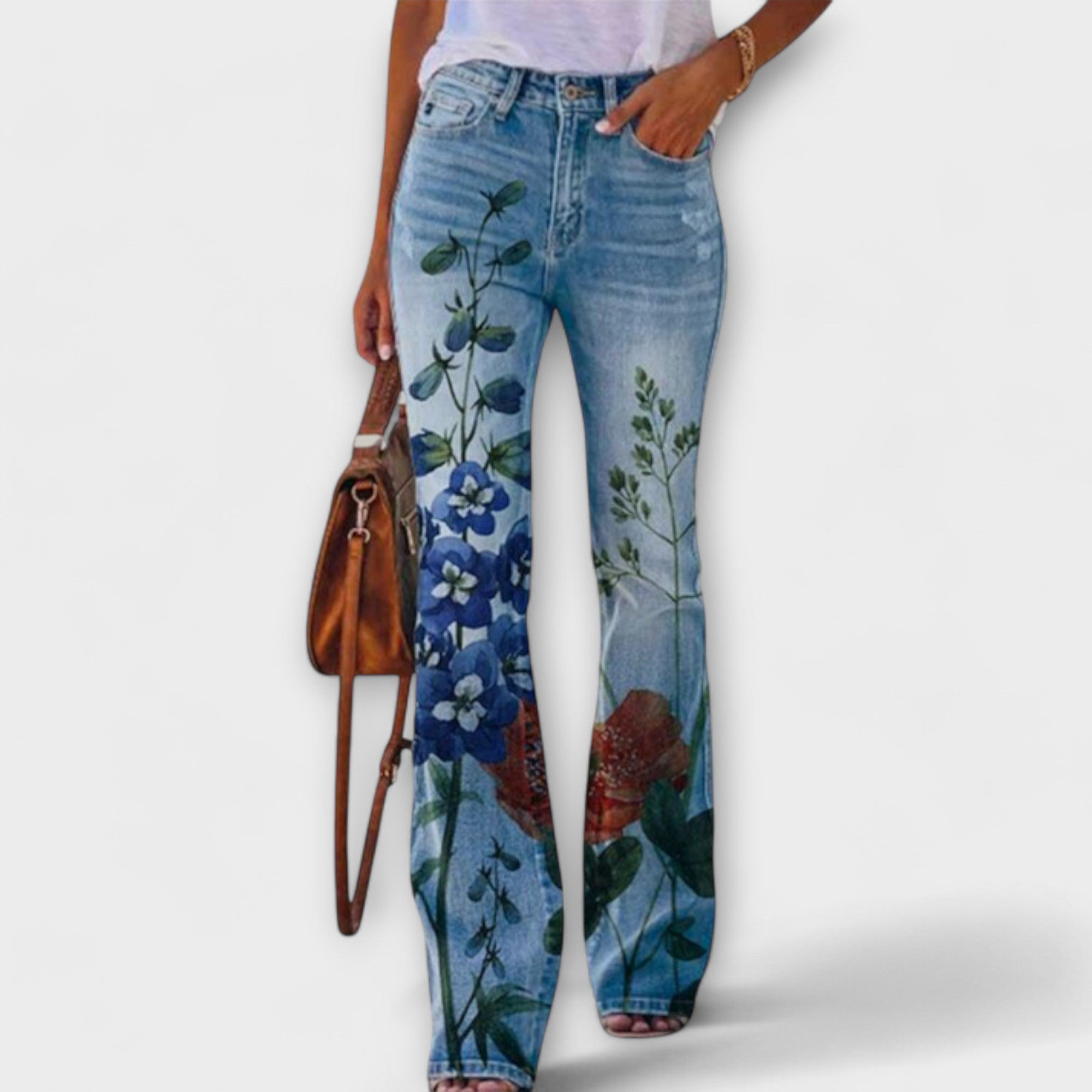 Zala Manguera con flores