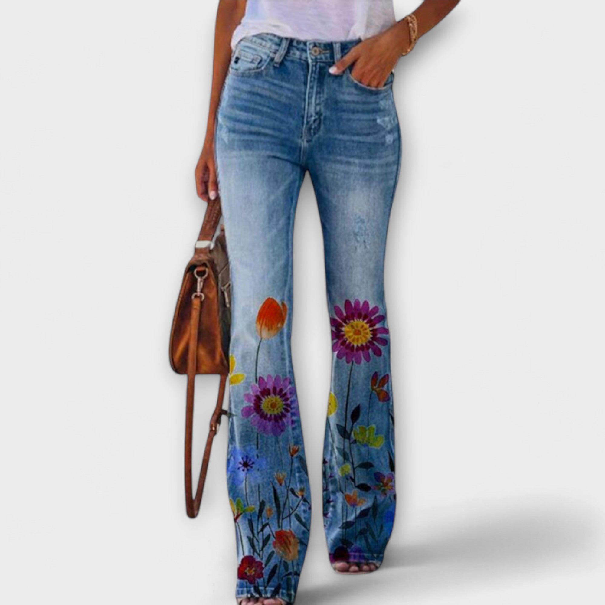 Zala Manguera con flores