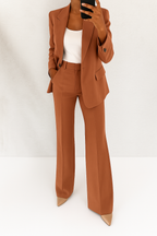 Emma - Conjunto Elegante Atemporal