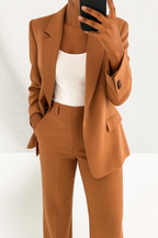 Emma - Conjunto Elegante Atemporal
